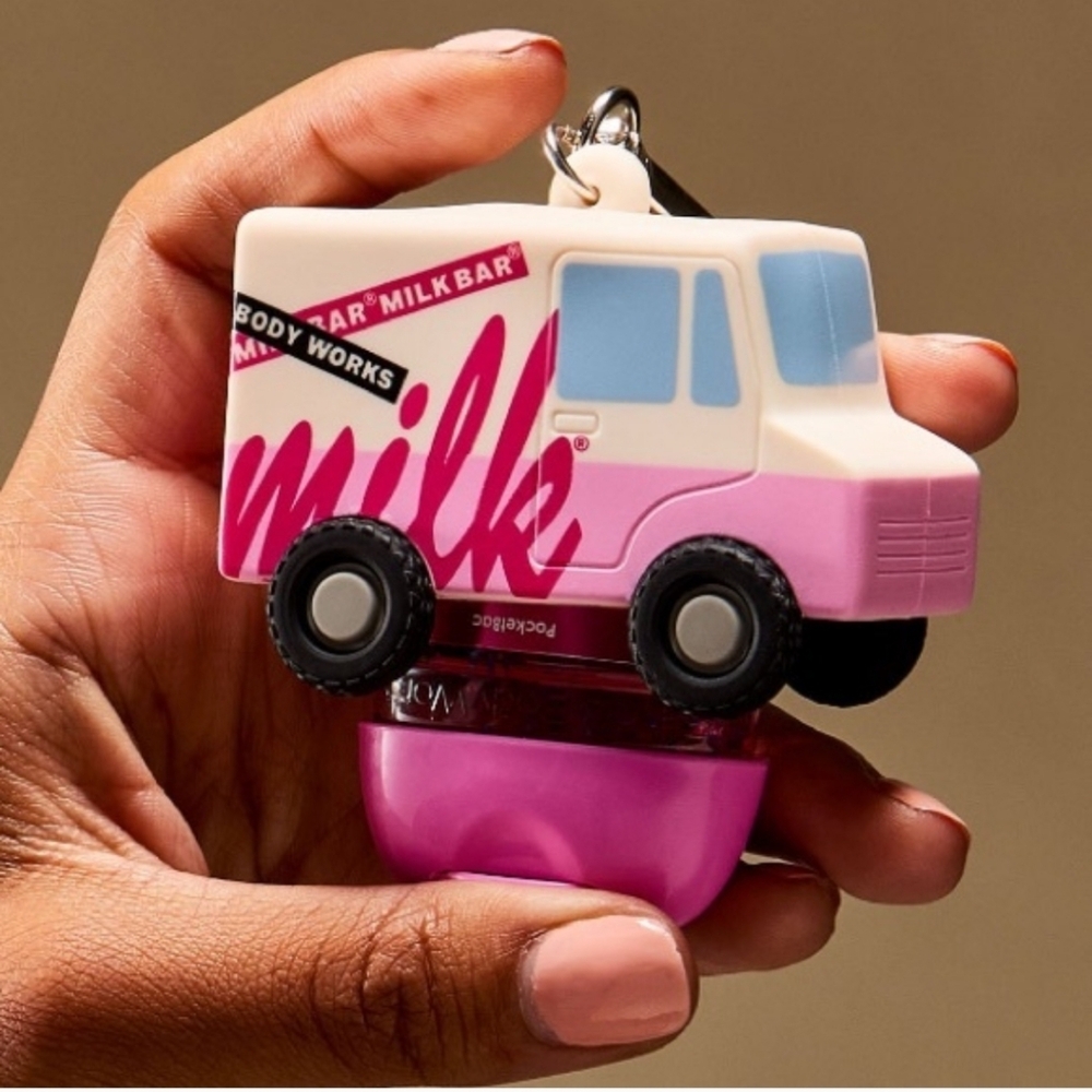 ✨️NWT Milk Truck Pocket Bac Holder From Bath& Body Works 💓✨️